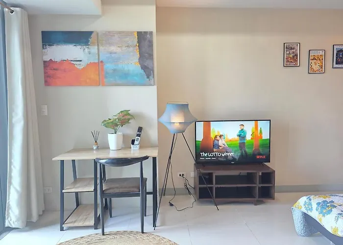 Uptown Parksuites King Close To Uptown Malls Grand Hyatt Mitsukoshi St Lukes Apartamento *