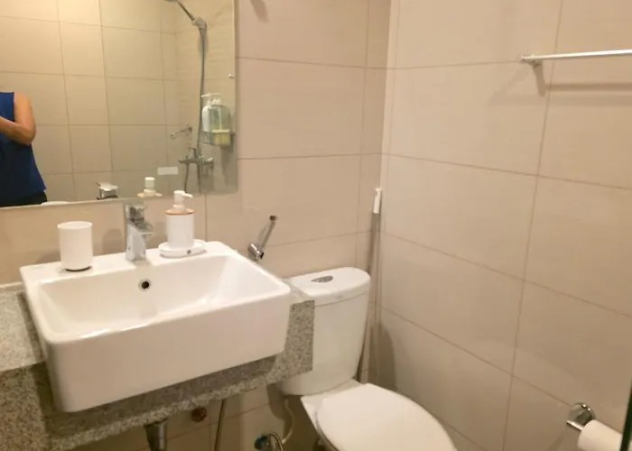 Apartamento Uptown Parksuites King Close To Uptown Malls Grand Hyatt Mitsukoshi St Lukes *
