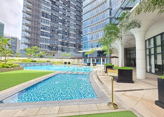 Uptown Parksuites King Close To Uptown Malls Grand Hyatt Mitsukoshi St Lukes Apartamento *
