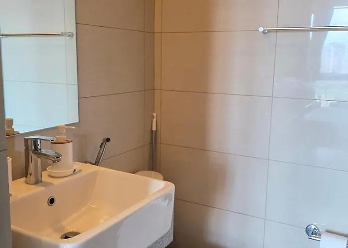 Apartamento Uptown Parksuites King Close To Uptown Malls Grand Hyatt Mitsukoshi St Lukes Manila