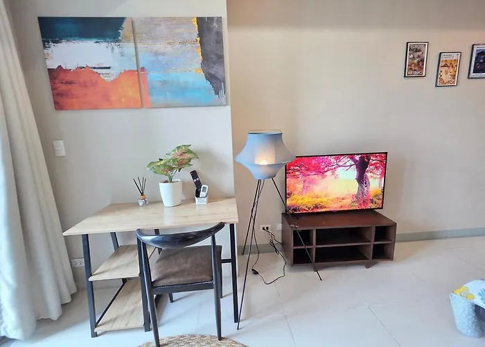 Uptown Parksuites King Close To Uptown Malls Grand Hyatt Mitsukoshi St Lukes Apartamento Manila
