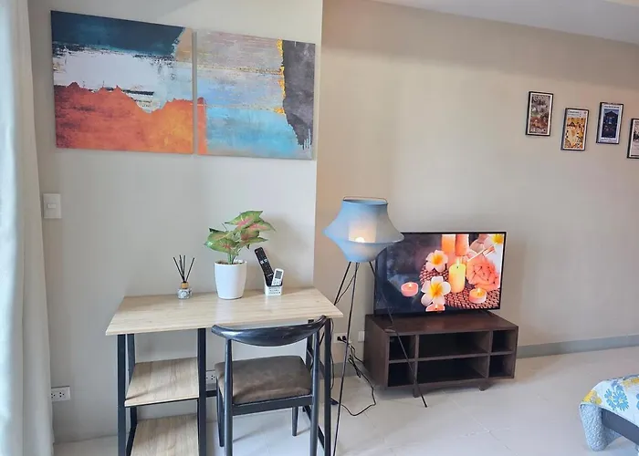 Uptown Parksuites King Close To Uptown Malls Grand Hyatt Mitsukoshi St Lukes *